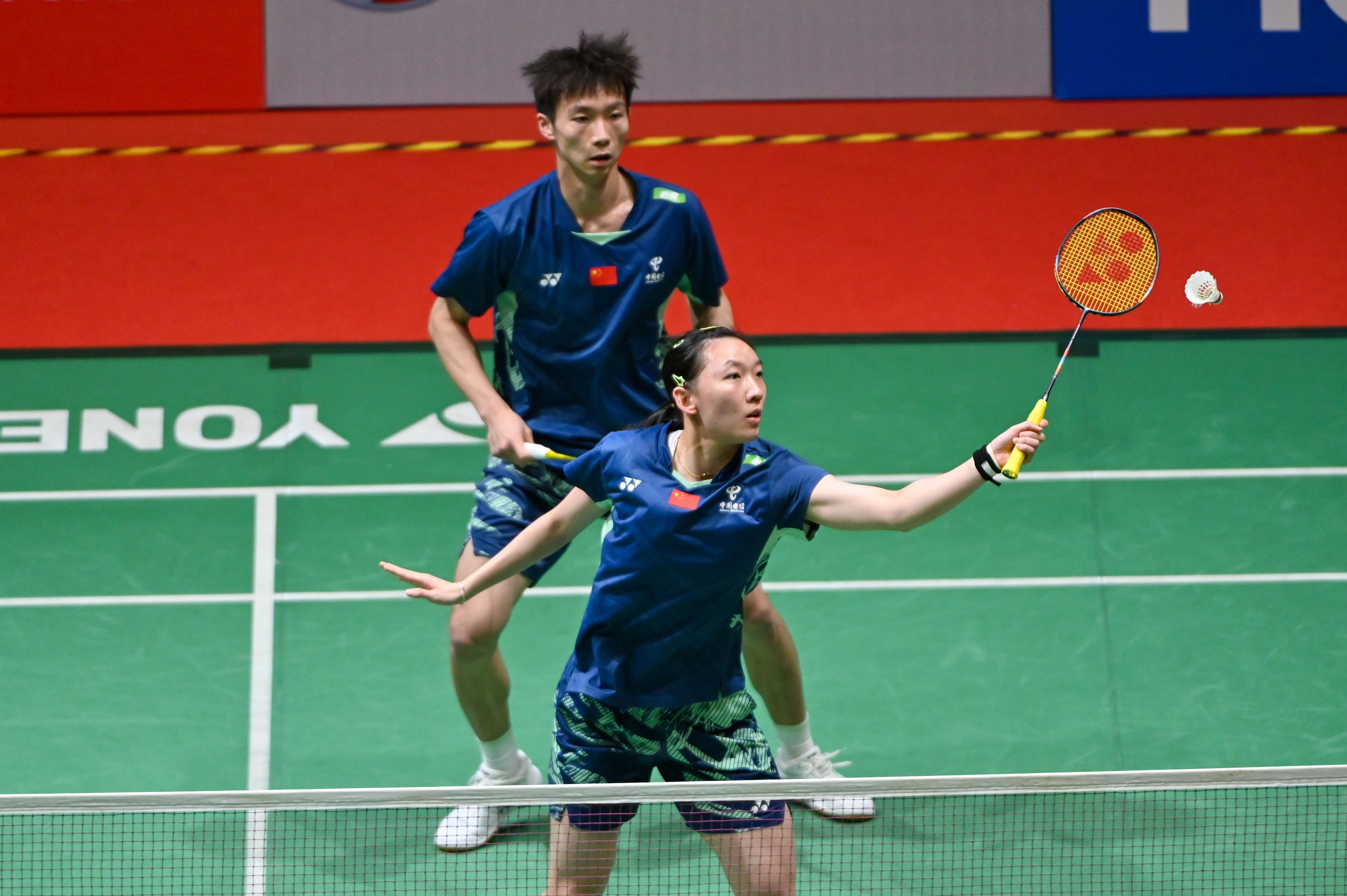 马来西亚羽毛球队完胜印尼羽毛球队，辛杜制霸全场