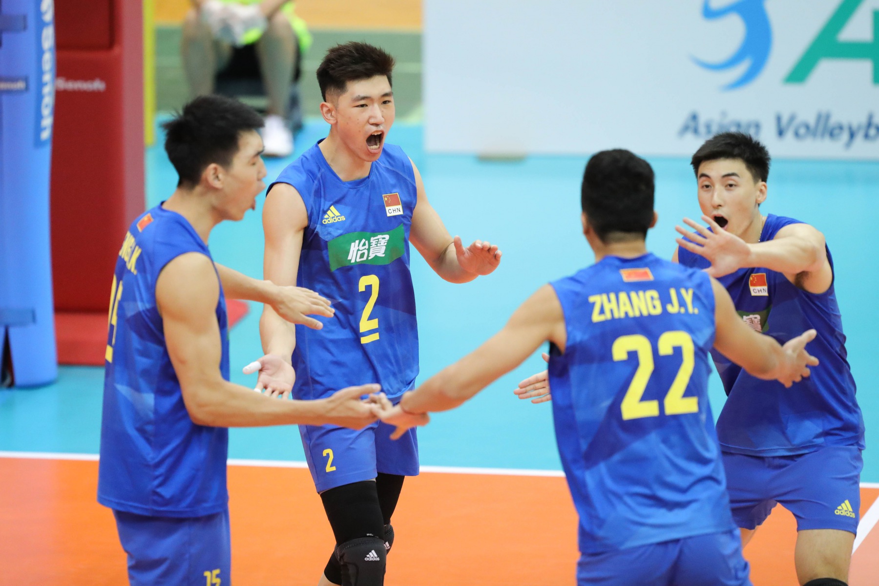 日本羽毛球队力克韩国羽毛球队,辛杜完成帽子戏法 日本羽毛球队力克韩国羽毛球队,辛杜完成帽子戏法