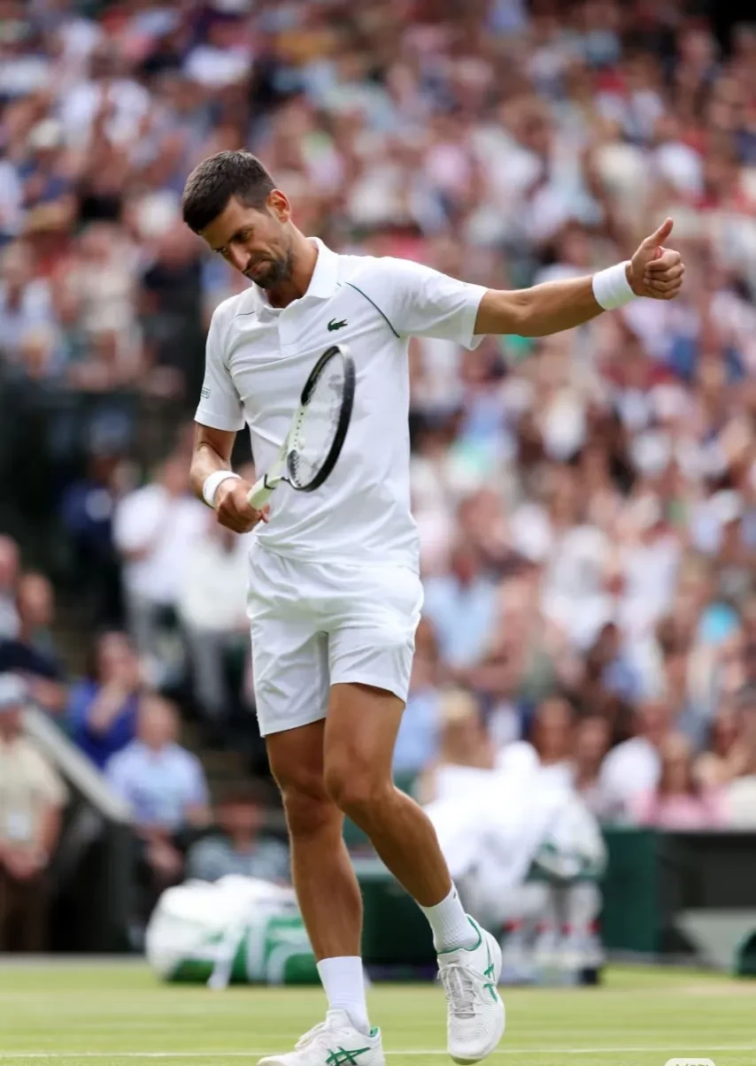 欧洲网球队力克美国网球队，德约科维奇制霸全场