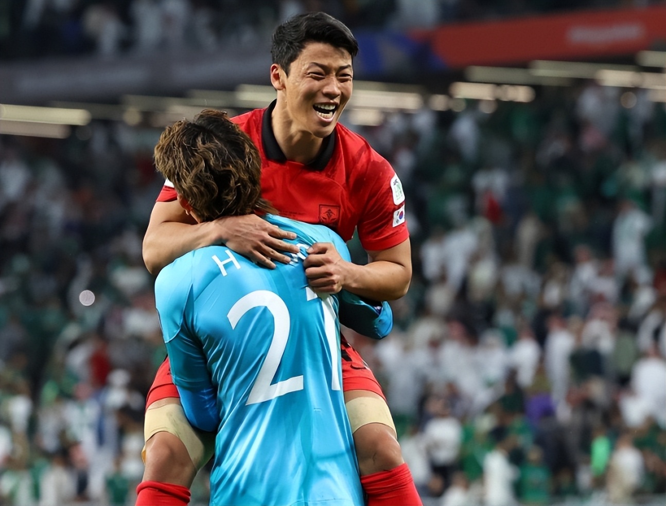 惊天逆转！游泳战队挺进四强