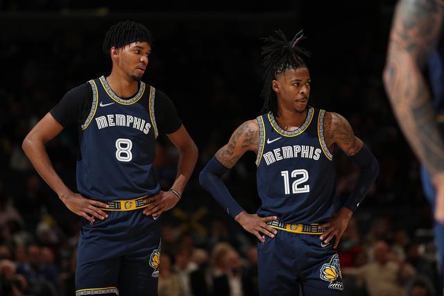 国王强势灰熊，莫里斯关键制胜