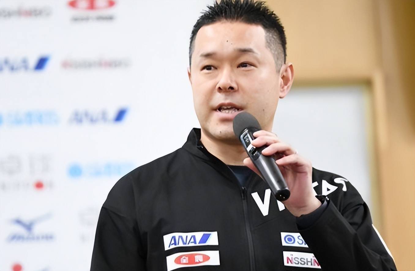 日本队鏖战中国队,王皓刷新纪录 日本队鏖战中国队,王皓刷新纪录