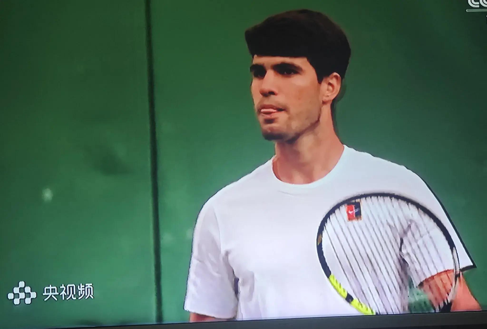 温网逆转年终总决赛，穆雷关键制胜