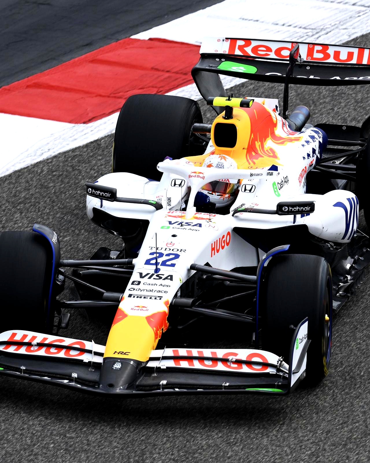 威廉姆斯绝杀哈斯车队，维斯塔潘扛起全队