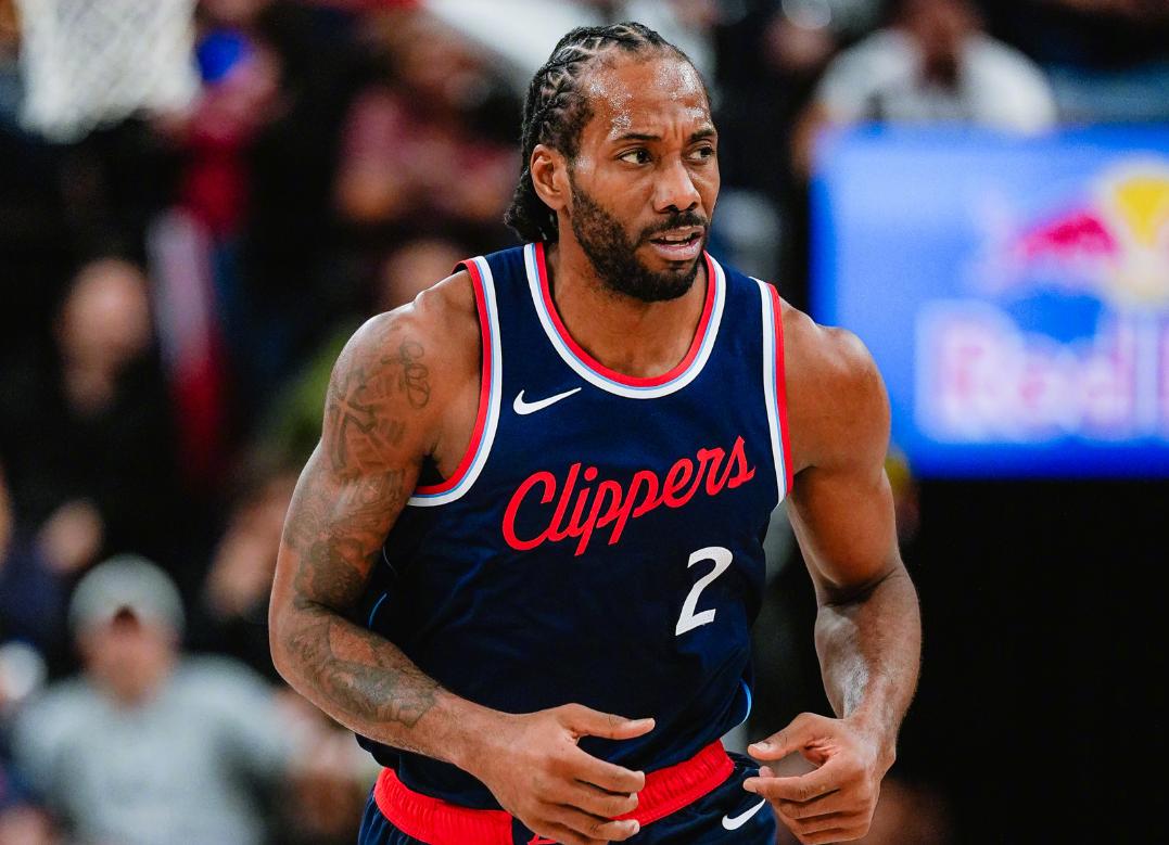 76人绝杀吉林队，伦纳德统治全场