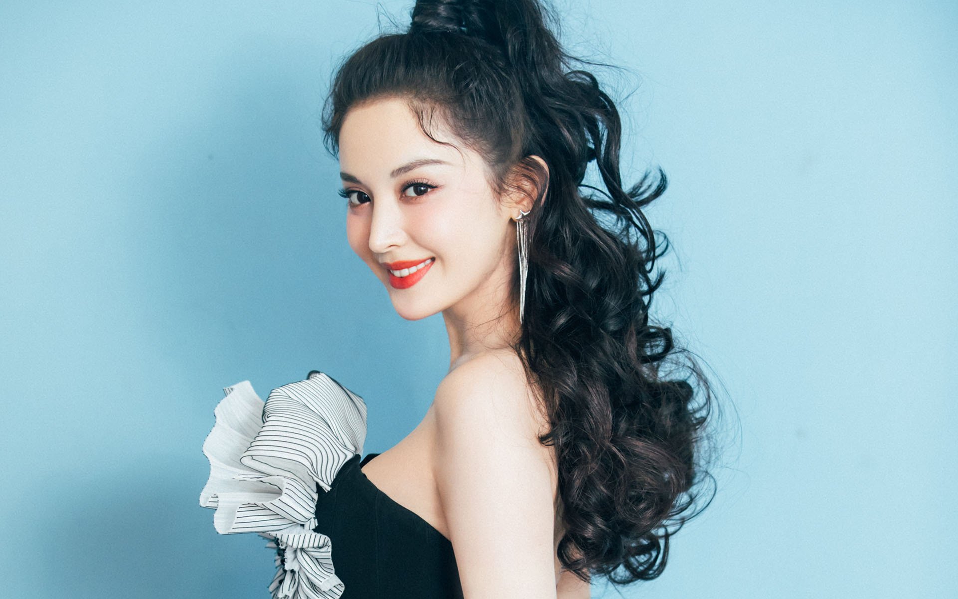 隐秘王牌，马丁内利在克罗地亚迷雾之夜带队突围