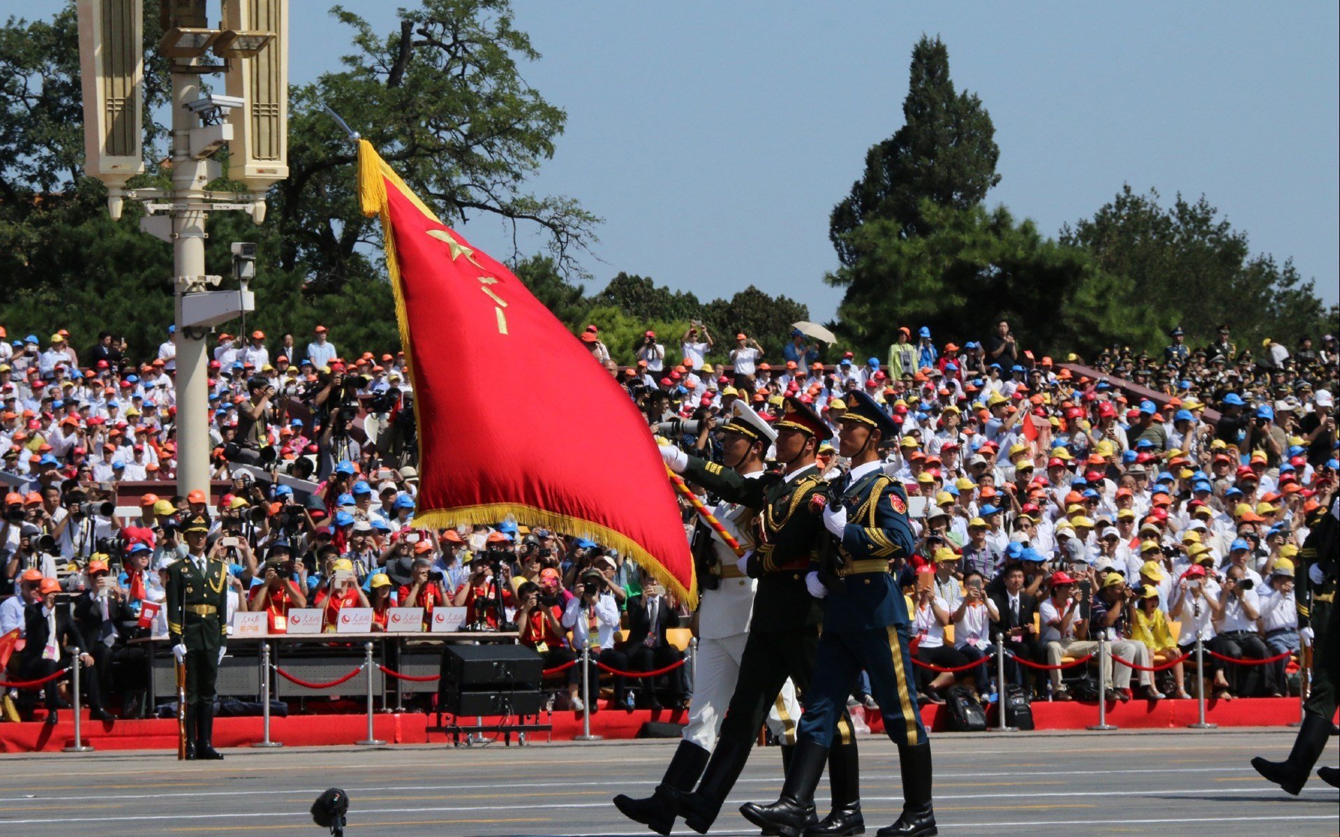 统治级，个人表演与团队绝杀的足球之夜