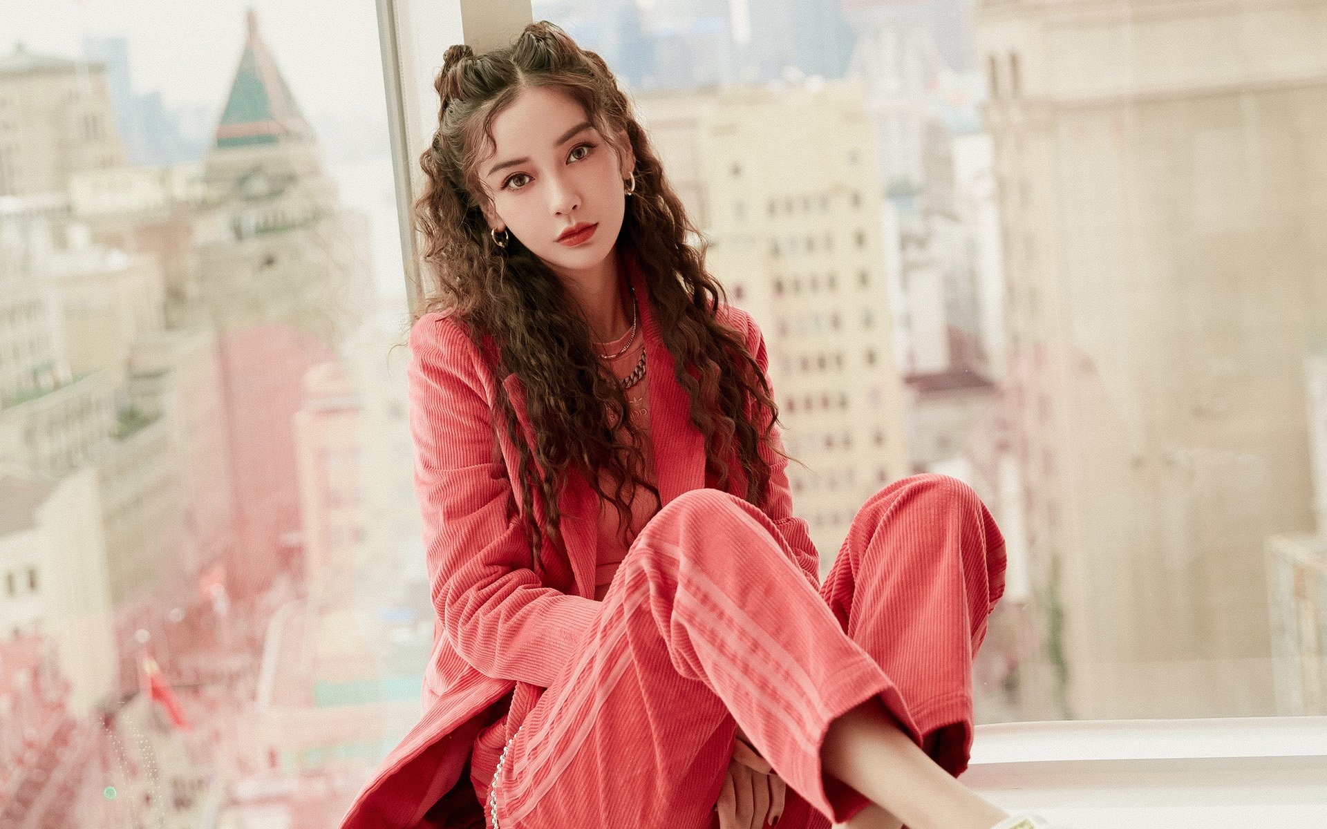 平行宇宙之役,曼联国家队加时绝杀哥伦比亚,罗德里定义现代后腰