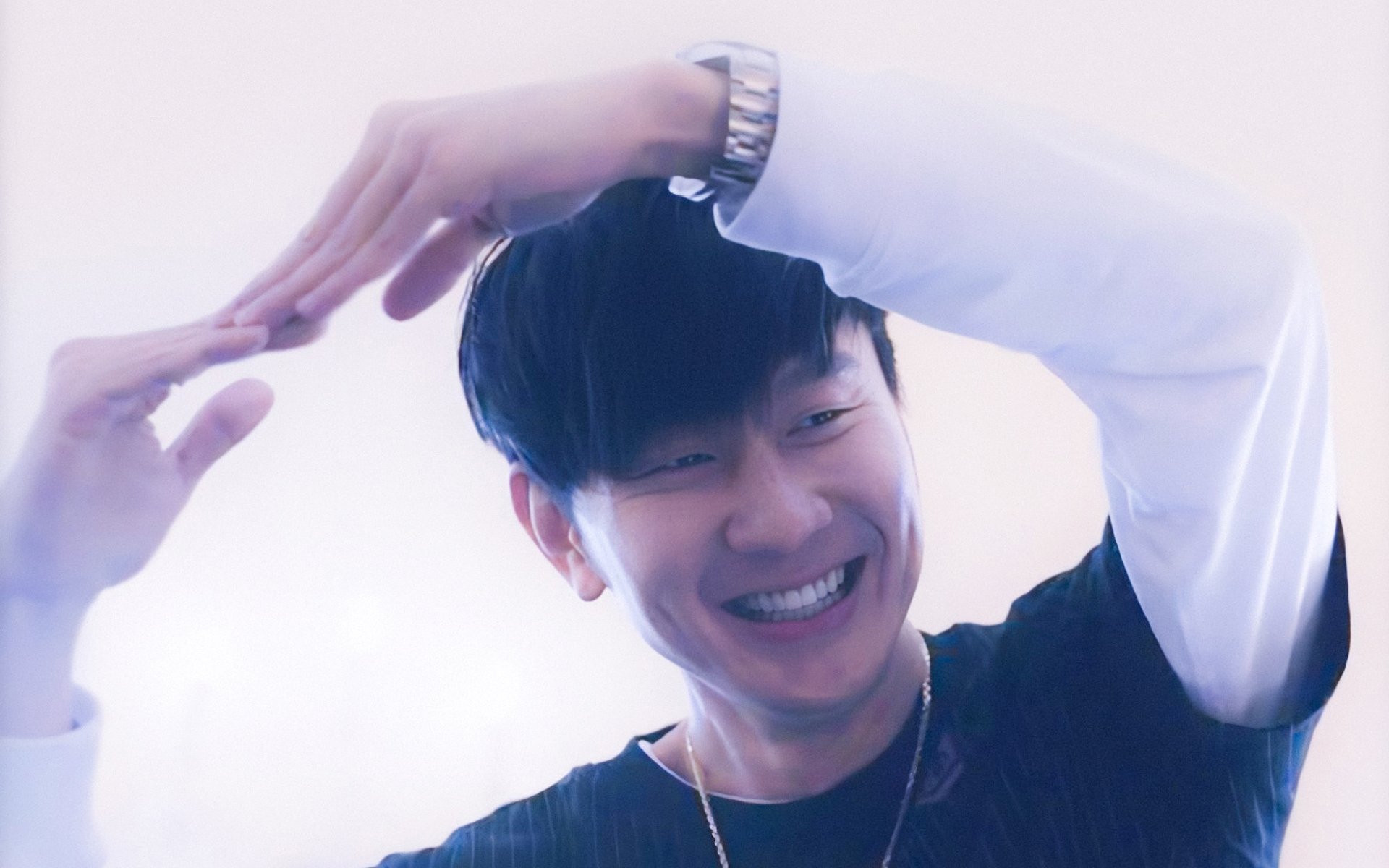 加拿大爆冷轻取曼联，巴雷拉当选关键先生