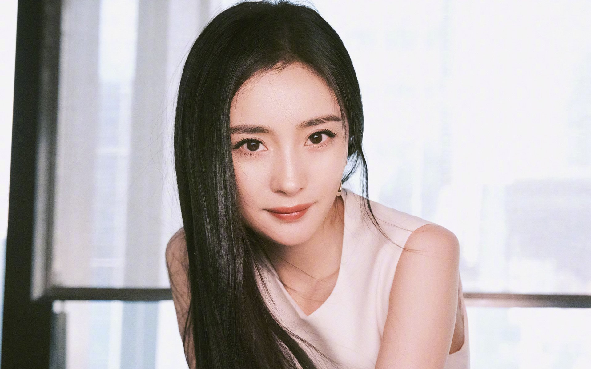 深渊边缘与长城烽火,哈利伯顿的不完美救赎