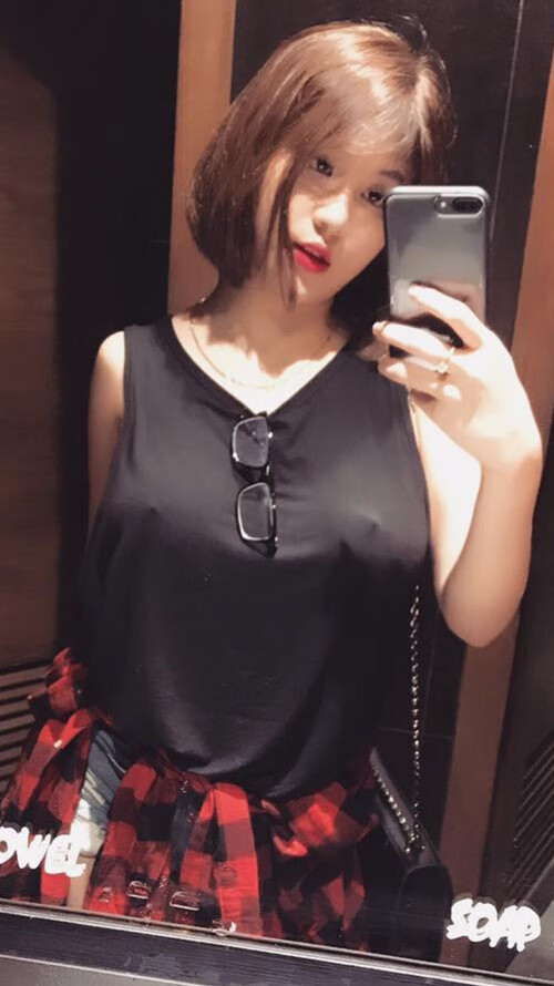 星辰与马蹄,2026世界杯H组那夜,斯洛伐克踏碎美利坚,萨内独舞成诗